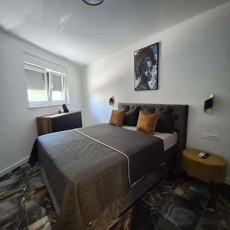 Luxury Zita Apartment