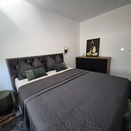 Apartment Luxury Zita