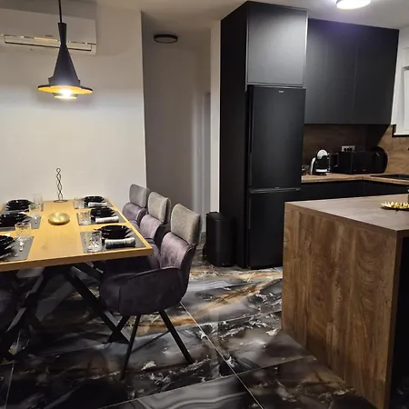 Luxury Zita Apartment